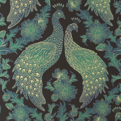 Peacock Wedding- my entry to this week’s “vintage glamour “ @spoonflower challenge. Until now I mainly designed for apparel - I really enjoy doing surface patterns for Wallpaper too😊 Quite different really to fabric, and with the design being displayed on gold metallic you had to keep the colour change in mind. As for the topic: during many years living in Spain we had peacocks roaming free on the finca. I heard the questions “ can you eat them?” … and right after “so if you don’t, why do ... Vintage Peacock Illustration, Male Peacock, Living In Spain, Peacock Feather Pattern, Floral Peacock, Vintage Peacock, Surface Patterns, Purple Bedroom, Peacock Pattern