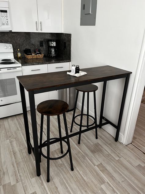 Small Kitchen With Bar Table, Small Apartment Dining Table Sets, Small Table For Apartment, Narrow Kitchen Table Small Spaces, Apartment Decorating For Men Kitchen, Ghibli Apartment, Small Kitchen Bar Ideas, Small Apartment Decorating Kitchen, Small Apartment Decorating Cozy