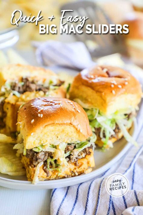 Easy sliders that taste exactly like a Big Mac! These Big Mac sliders are a total crowd pleaser, perfect for game days and parties. These Big Mac Sliders feature Hawaiian rolls with juicy ground beef inside, smothered with special sauce, melted cheese, pickles, and onions. This Big Mac Sliders recipe is one that’s requested again and again - they’re that good! Big Mac Cheeseburger Sliders, Big Mac Sliders Hawaiian Rolls, Hamburger Sliders Recipes, Hamburger Sliders Hawaiian Rolls, Meat Recipes For A Crowd, Sliders Recipes Hamburger, Big Mac Sliders, Easy Sliders, Ground Beef Sliders