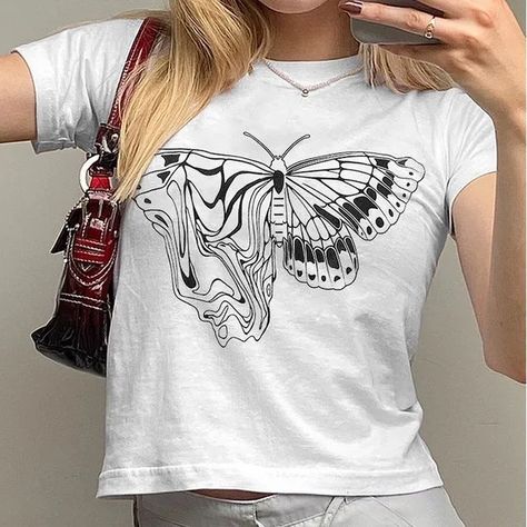 Puffie - Butterfly Graphic T-shirt Streetwear Harajuku, 2000s Tops, Y2k Graphic Tees, Aesthetic Butterfly, Outfits 2000s, Butterfly Graphic, Y2k Aesthetic Outfits, Crop Top Casual, Shirt Y2k