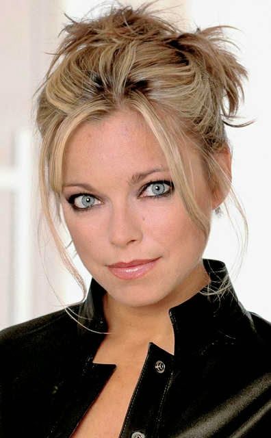 Sarah Alexander ✾ Sarah Alexander, Jeri Ryan, Interesting People, British Actresses, Beautiful Eyes, Singers, Pinterest Likes, Alexander, Most Beautiful