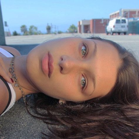 Bella Hadid Bella Hadid Icon, Bella Hadid Tumblr, Bela Hadid, Visual Gallery, Pretty Hurts, Baby Bells, Bella Hadid Outfits, Hadid Sisters, Bella Bella