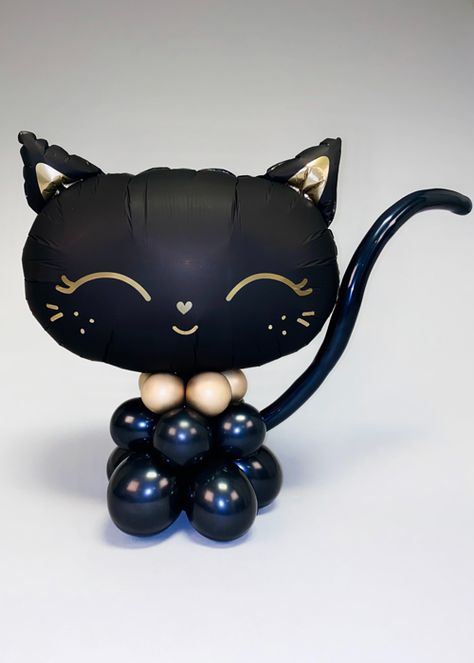 Inflated Gothic Black Cat Halloween Balloon Centrepiece Cat Theme Balloon Arch, Cat Balloon Garland, Cat Balloon Bouquet, Black Cat Birthday Party Ideas, Cat Party Decor, Cat Balloon Arch, Halloween Balloon Centerpieces, Black Cat Birthday Party, Halloween Balloon Ideas