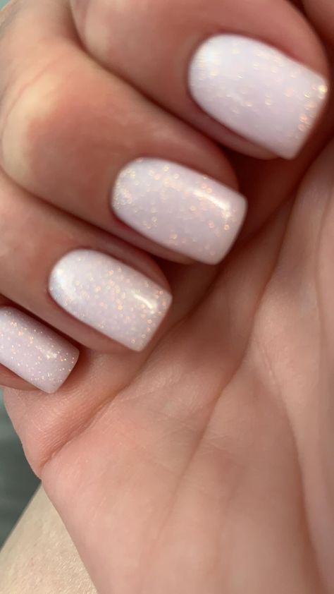 Milky White Sparkly Nails, Nye Nails Short, White Shimmer Nails, White Sparkly Nails, White Sparkle Nails, White Short Nails, Nye Nails, Solid Color Nails, Nail Shimmer