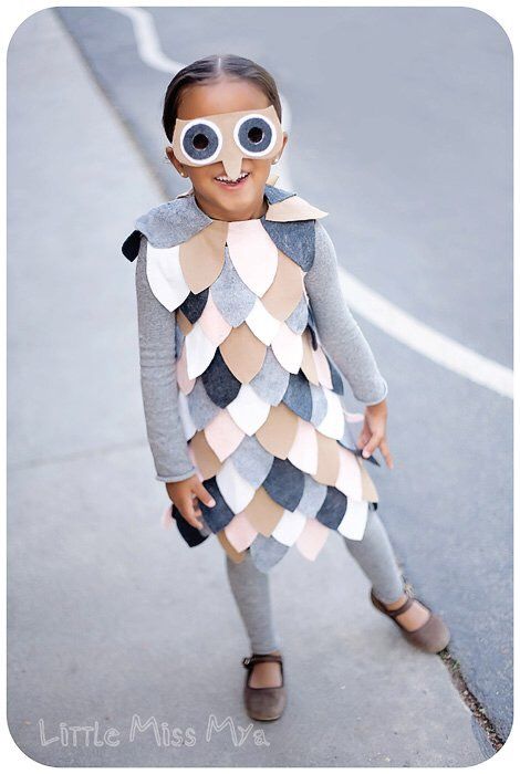 Felt Halloween Costumes, Owl Diy Costume, Owl Fancy Dress, Diy Snow Owl Costume, Owl Costume Diy Women, Snow Owl Costume, Homemade Owl Costume, Owl Costume Diy, Gruffalo Costume