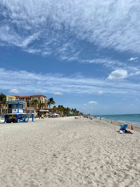 📍Hollywood Beach Hollywood Beach, Photography Inspo, Miami Beach, Miami, Florida, Hollywood, Travel, Photography