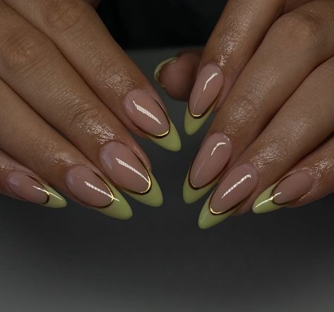 Green Nails Summer 2024, Olive And Gold Nails, Emerald Gold Nails, Green And Gold French Tip Nails, Green Tip Nails French, Simple Green Nail Designs, Olive Green French Tip Nails, Yellow And Gold Nails, Retro Nails Vintage