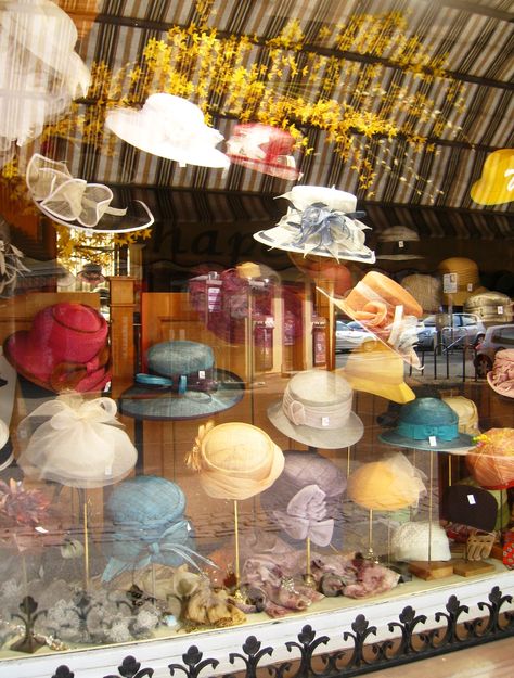 Beautiful French Hat Shop (Chapellerie) in Colmar's Old Quarter Historical Hats, French Hat, Small Store, Flapper Hat, Jewelry Wall, Ivy House, Hat Display, Hat Stores, Shop Windows