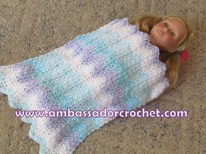 Free Crochet Doll Blanket, Crochet Doll Blanket, Doll Blankets, Preemie Patterns, Ripple Crochet, Crochet Doll Clothes Free Pattern, Crochet Doll Clothes Patterns, Crocheted Dolls, Ripple Blanket