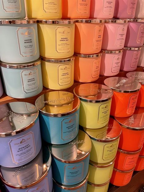 Bath And Body Works Candles Aesthetic, Candle Sale, Bath And Body Works Candles, Candle Obsession, Best Smelling Candles, Bath N Body Works, Bath Body Works Candles, Bath And Body Works Perfume, Shower Skin Care