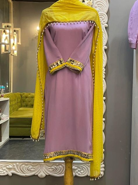 Kurti Anarkali, Lace Suit, Indian Kurti, Suit Salwar, Traditional Blouse Designs, Punjabi Outfits, Womens Trendy Dresses, Long Kurti Designs, Pakistani Fancy Dresses