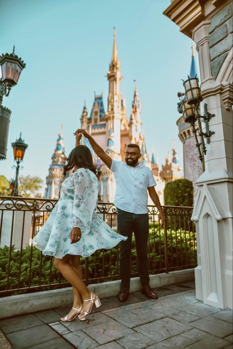 Disney Engagement Photoshoot, Magic Kingdom Engagement Pictures, Disney Engagement Photos, Disney November, Honeymoon Disney, Disney Engagement Pictures, Disney World Engagement, Disney Pregnancy Announcement, Disneyland Engagement Photos