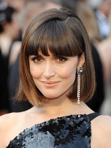 Rose Byrne  Love this style, loved her in Damages, didja see any of it? Hairstyles For Oblong Face Shape, Rose Byrne Hair, Pageboy Hairstyle, Oblong Face, Oscar Hairstyles, Oblong Face Shape, Bob Hairstyles With Bangs, Bob Haircut With Bangs, Short Straight Hair