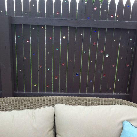 My stepdaughter , Jess, crafted her fence with marbles.  Great job! Marbles In Fence, Marble Fence, Pf Ideas, Black Fence, Backyard Fence, Future Garden, Outside Living, Backyard Fences, Fence Gate