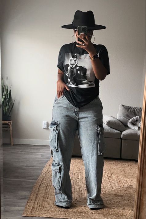 Shop Multi Pocket Denim Cargo Jeans and other curated products on LTK, the easiest way to shop everything from your favorite creators. Denim Cargo, Classy Casual Outfits, Black Women Fashion, Outfits With Hats, Fashion Fall, Dope Outfits, Cute Simple Outfits, Cargo Jeans, Fall Fashion Outfits