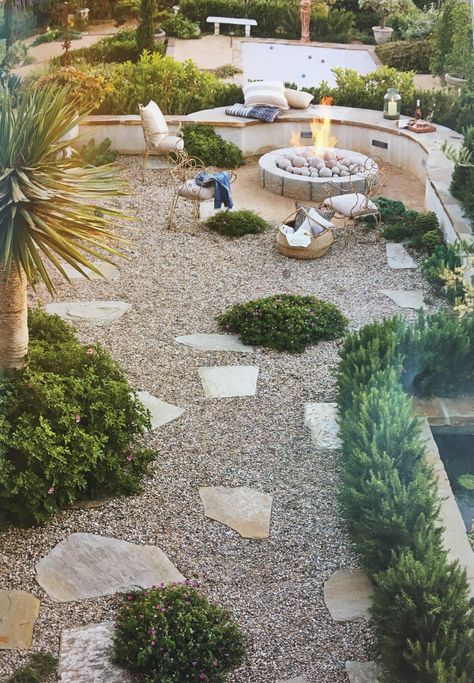 Mediterranean Backyard, Mediterranean Gardens, Mediterranean Garden Design, Gravel Landscaping, Gravel Patio, Backyard Garden Landscape, Mediterranean Landscaping, Gravel Garden, Small Backyard Ideas