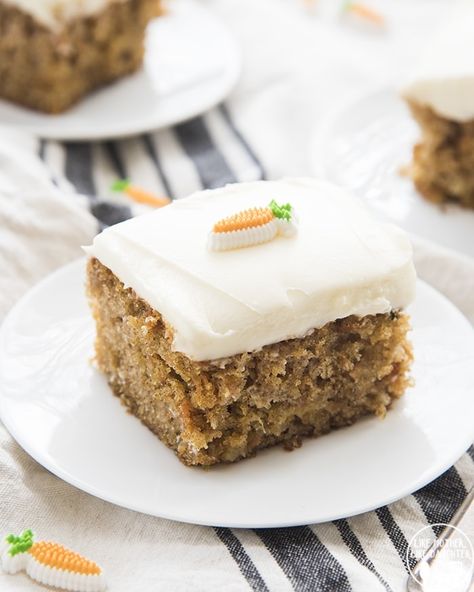 Simple Carrot Cake Recipe Carrot Cake With Pineapple, Carrot Cake Recipe Easy, Candied Carrots, Carrot Spice Cake, Spiced Carrots, Moist Carrot Cakes, Easy Carrot Cake, Carrot Cake Cookies, Healthy Carrot Cakes