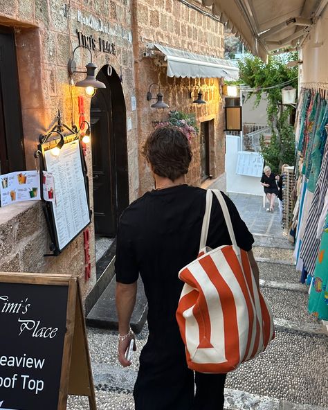 First day in Rhodes with my bestie 🙏🏻 Travel Men Aesthetic, Travel Aesthetic Men, Salt Burn, Male Aesthetic, Mens Photoshoot, Brp Port, Men Aesthetic, Beach Boy, Mens Photoshoot Poses