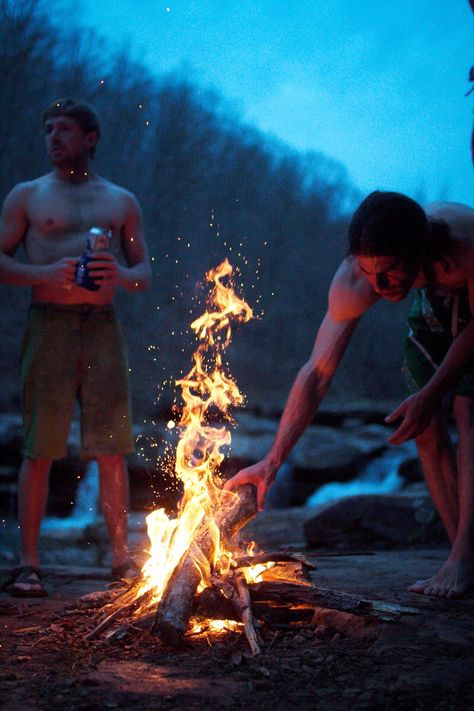 Campfire. Sitting At Campfire, Campfire Lighting, Campfires Photography, Camping Set Up, Youth Camp, Watering Hole, Camping Photography, Adventure Aesthetic, Digital Portrait Art