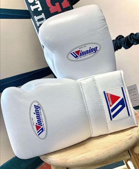 Winning Boxing Gloves 
Cow hide geniune leather boxing gloves 
all sizes and colors are available Winning Boxing Gloves, Boxer Aesthetic, Winning Boxing, Gloves Lace, Boxing Gear, Boxing Boots, Boxing Shoes, Thai Boxing, White Flies