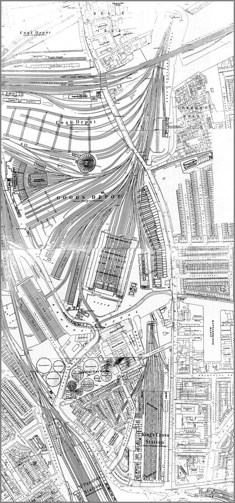 London Underground Train, N Scale Train Layout, Steam Trains Uk, London Overground, Train Map, Transit Map, Kings Cross Station, Model Railway Track Plans, Disused Stations