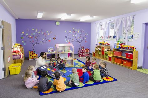 #GreenAppleDaycare #Childcare #Education #Children #Learning Paint Colors For Daycare Walls, Day Care Ideas Decoration, Creche Design, Daycare Interior Design, Daycare Room Design, Early Learning Environments, Childcare Rooms, Daycare Rooms, Child Care Center