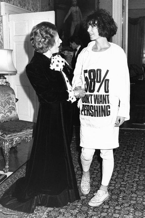 Meat Dress, Katharine Hamnett, Margaret Thatcher, Fashion Forever, 1980s Fashion, Slogan Tee, Naomi Campbell, Textiles Fashion, 80s Fashion