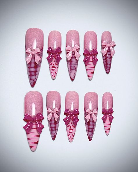 🚨NEW DROP🚨 Available NOW at the link in bio 🔗 💖XL stiletto pink animal print french press-on set 🎀 o b s e s s e d with this new design! the perfect colour match on those adorable bows is *chefs kiss*😽💖 would you be brave enough to wear these XL stiletto nails? like all our designs, this set can also be adjusted to fit any of our other sizes and lengths, even our new XS size! 💖 #pressonnails #xlnails #extralongnails #stilettonails Pink Snake Skin Nails, Pink Animal Print Nails, Nails Gel Acrylic, Snake Skin Nails, Gyaru Nails, Y2k Gyaru, Feminine Color Palette, Tiger Nails, Faux Nails