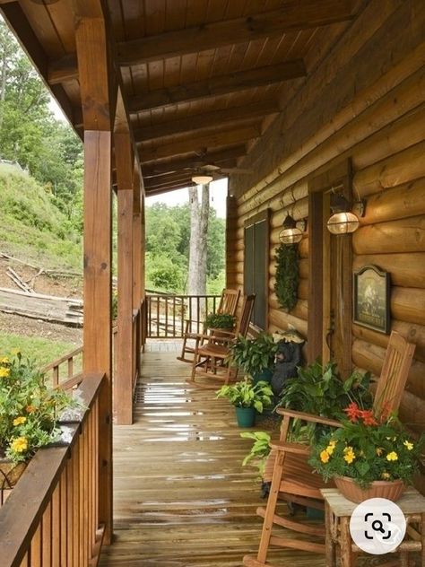 Cabin Porches, Log Cabin Exterior, Cabin Porch, Log Cabin Living, Porch House Plans, Rustic Porch, Cabin Exterior, Log Cabin Decor, Wooden Porch