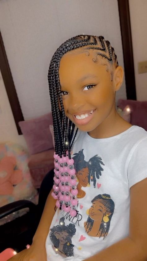 Aubrey ! 🩷😍🤍. Large/Medium Lemonade/Side braids 🤍😍🩷 VIP & AFTER HOURS AVAILABLE FOR THE REMAINDER OF THE Year! ALL booked out for regular appointments 🙏🏾✨ • • • • • • miramarhairstylist #miramarbraider ##miramarkidbraider #browardbraider #browardkidsbraids #browardbraids #browardhairbraider #miamihairstylist #miamikidbraider #miamibraids #miamikidhairbraider #pompanokidsbraider #pompanobraider #kidfriendlystyles #kidfriendlybraids | preciiouskids | Mariah Carey · Breakdown Kids Lemonade Braids With Beads, Lemonade Braids Kids, Lemonade Braids For Kids, Kid Braids, Kids Lemonade, Scalp Braids, Side Braids, Lemonade Braids, Kid Hair