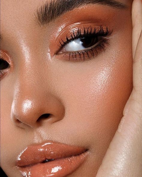 Editorial Make-up, Make Up Color, Beauty Fotografie, Dead Makeup, Beauty Makeup Photography, Glossy Makeup, Makeup Course, Smink Inspiration, Beauty Make-up