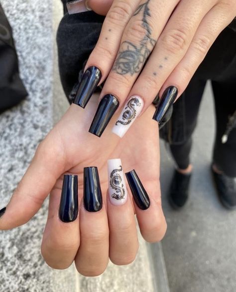 dragon acrylics by kimmynailszurich Dragon Acrylic Nails, Ideas Uñas, Dragon Nails, Black Nail Designs, Black Square, Square Design, Black Nails, Wedding Nails, Nail Inspo