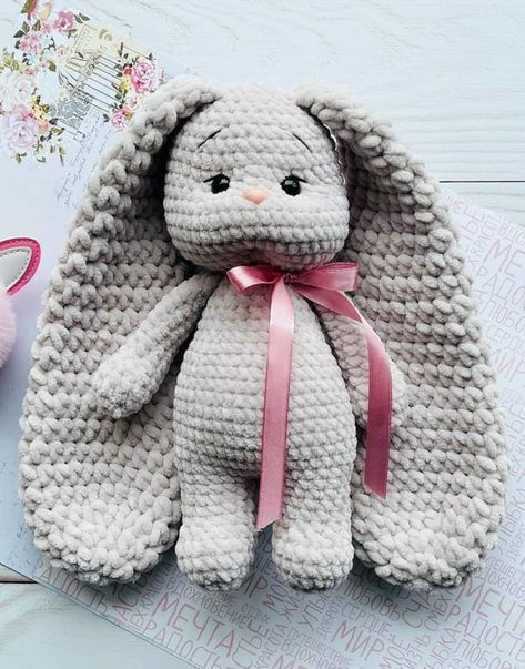 Crochet Rabbit Free Pattern, Velvet Bunny, Stuffed Bunny, Crochet Bunny Pattern, Easter Crochet Patterns, Pola Amigurumi, Bunny Crochet, Crochet Rabbit, Crochet Animals Free Patterns