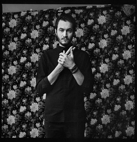 Tom Smith, Editors Rock Songs, Gothic Rock, Mp3 Song, Music Is Life, Rock Music, Musician, Historical Figures, Entertainment, Couple Photos