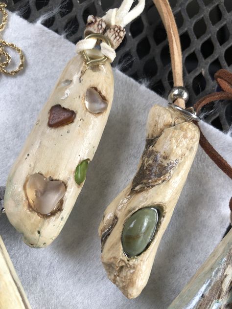 Driftwood Necklace, Beach Stones Jewelry, Natural Necklace, Driftwood Jewelry, Red Jasper Stone, Bijoux Fil Aluminium, Jasper Jewelry, Beachglass Jewelry, Driftwood Crafts