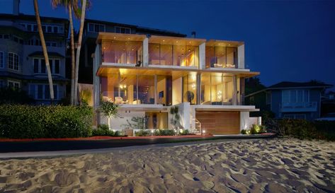 OC spec house sells for $43.5 million — a 2022 high - Los Angeles Times Laguna Beach House Exterior, Titanium Granite, Laguna Beach House, Spec Home, Hill Street Blues, Venetian Plaster Walls, Beachfront House, Emerald Bay, Exterior Ideas