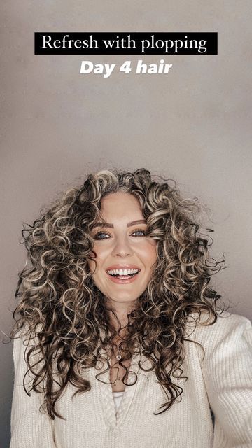 Curly Hairstyles For 50+, Refresh Curls Natural Hair, Refreshing Curls Next Day, Second Day Curly Hair Refresh, Curl Refresh Routine, Refresh Curls Next Day, How To Revive Curly Hair, How To Refresh Curly Hair, Refreshing Curly Hair