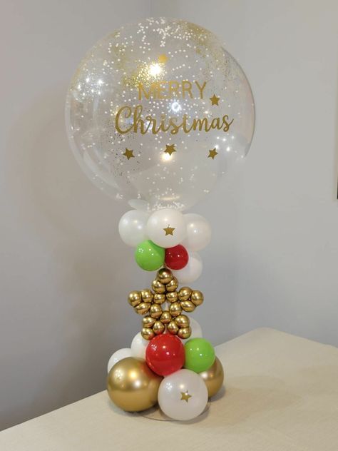 Christmas Balloon Bouquets, Christmas Balloon Centerpieces, Christmas Balloon Decorations, Holiday Balloons, Deco Ballon, Christmas Centers, Christmas Crafts To Sell, Christmas Balloons, Birthday Balloon Decorations