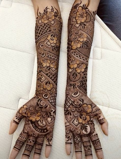 Bridel Mahendi Design, Dubai Mehendi Designs Latest Bridal, Bridel Mehandi Full Hand, Muslim Bridal Mehndi Designs Unique, Bridal Mehndi Designs Dulhan, Muslim Bridal Mehndi Designs, Arbi Mehndi, Mehndi Designs For Full Hands, Arabic Bridal Mehndi Designs