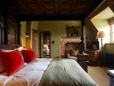 Pig Hotel, The Pig Hotel, Bunk Bed Rooms, Snug Room, Small Terrace, Kent England, Rustic Romance, Cosy Corner, The Sixties