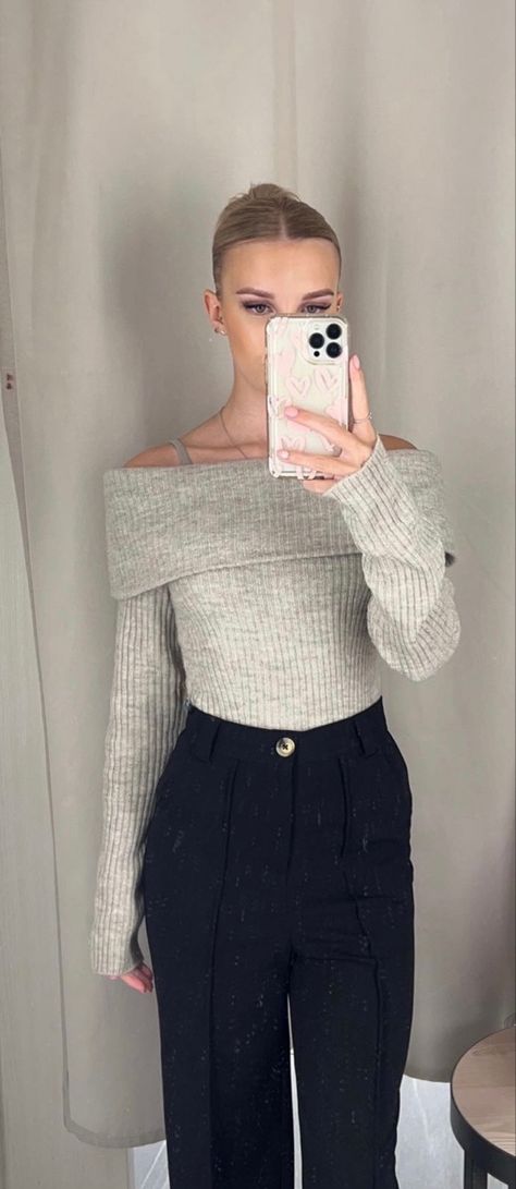 Off the shoulder jumper from H&M H&m Off The Shoulder Sweater, Off The Shoulder Jumper Outfits, Beige Jumper Outfit, Sweater Layering Outfits, Off Shoulder Sweater Outfit, Off The Shoulder Sweater Outfit, Off Shoulder Jumper, Jumper Outfits, Off The Shoulder Jumper