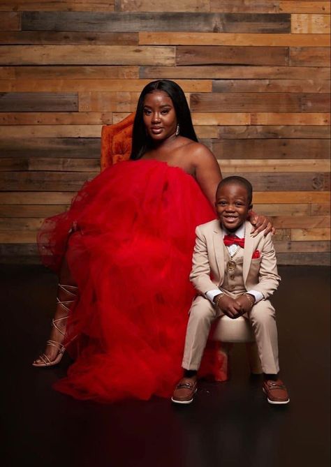 Mother And Son Formal Outfits, Valentines Mom And Son Pictures, Mother And Son Birthday Photoshoot, Mommy Son Valentines Pictures, Mom Son Valentine Pictures, Mommy And Son Valentines Day Photo Shoot, Mommy And Me Holiday Photo Shoot, Mom And Son Valentines Day Photoshoot, Mother Son Valentine Pictures