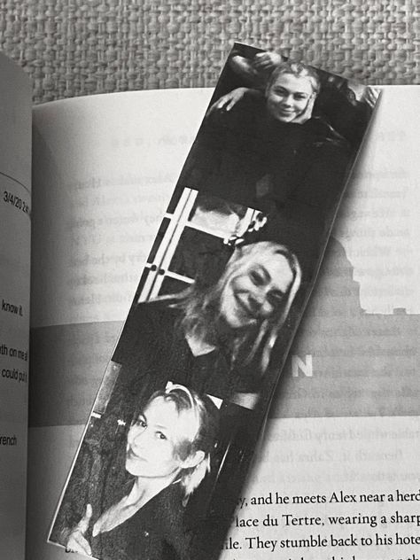 Phoebe Bridgers Core Aesthetic, Phoebe Bridgers Bookmark, Phoebe Bridgers Aesthetic, Phoebe Core, Pee Pee, Autumn In New York, Girl Artist, Phoebe Bridgers, My Kind Of Woman