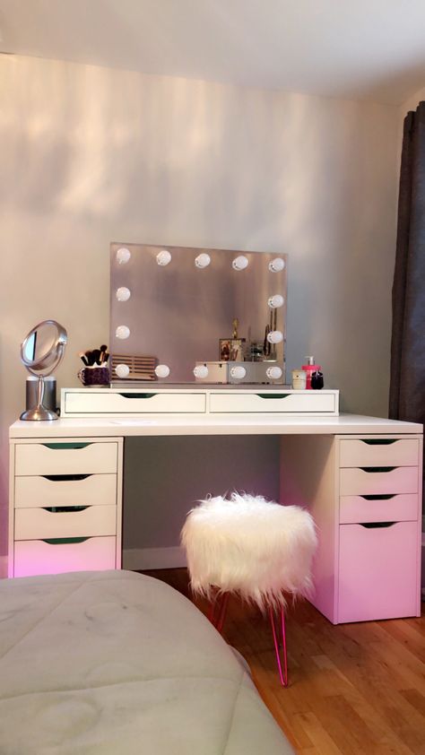 Ikea vanity desk, chair from amazon, mirror from amazon Cute Makeup Desk Ideas Vanity Area, Vanity Desks Bedroom, Vanity Desk Inspiration, Vanity / Desk Combo, Desk With Vanity Mirror, Desk Mirror Ideas, Vanity Desk No Mirror, Desks With Mirrors, Vanity Desk In Bedroom