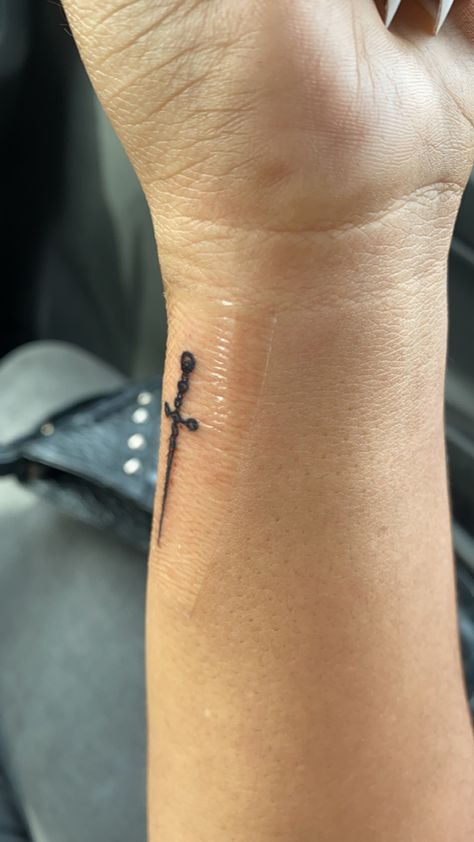 Cross Tattoo Aesthetic, Tattoo Ideas Line Work, X Tattoo Ideas, Vamp Tattoo, Small Tattoo Ideas For Men, Dna Tattoo, Sigil Tattoo, Feminine Energy Aesthetic, Poke Tattoo