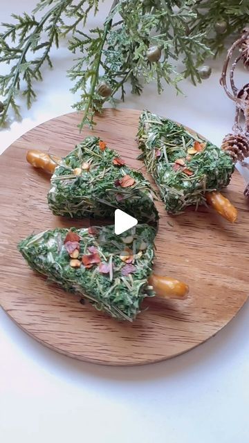 Ivette Kettel | Home Decorator on Instagram: "The perfect holiday appetizer is here! This easy to make Christmas tree shaped cheese is not only cute but delicious too. It is sure to impress your guests!
.
.
.
.
#HolidayHosting #FestiveEats #treecheese #ChristmasAppetizer #EasyRecipes #HolidayEntertaining #DeckTheHalls #holidayrecipe" Cheese Decoration, Decoration Video, Make Christmas Tree, Christmas Tree Food, Christmas Pottery, Dry Herbs, Bum Workout, Holiday Appetizer, How To Make Christmas Tree