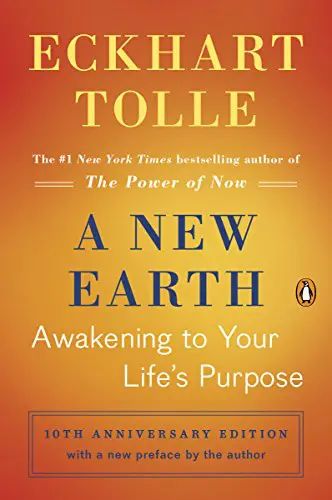 The Best Spiritual Books - 13 Must Have’s on Your Spiritual Reading List Eckhart Tolle Books, A New Earth, Eckart Tolle, How To Be A Happy Person, Oprahs Book Club, John Kerry, Power Of Now, Personal Development Books, States Of Consciousness