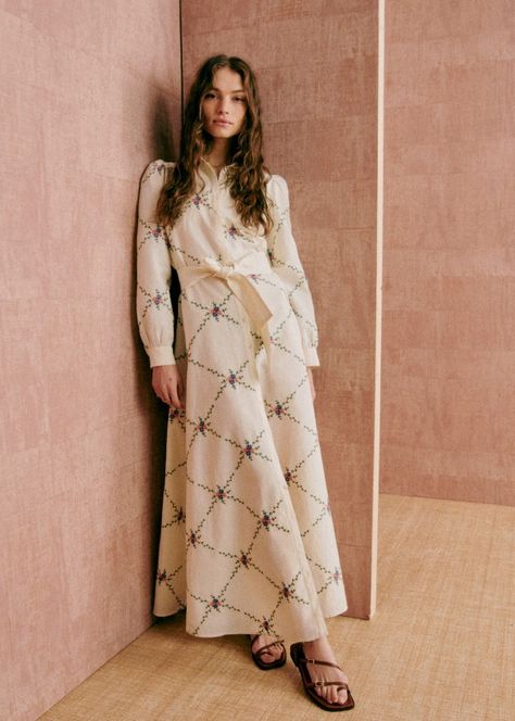 Sezane Dress, Bella Dress, Spring Capsule Wardrobe, Shades Of Beige, Maxi Shirt Dress, Window Shopping, Floral Border, Cream Dress, Spring Dress