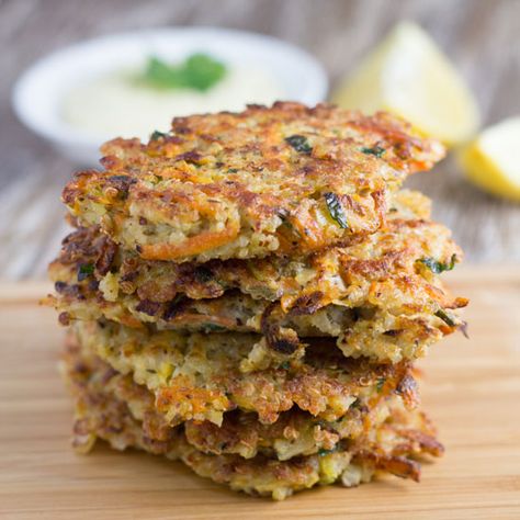 Quinoa Fritters, Leftover Quinoa, Garlic Aioli, Quinoa Recipes, Aioli, Frozen Yogurt, Gluten Free Dairy Free, Paleo Recipes, Gluten Free Recipes