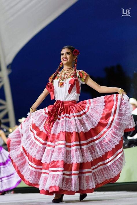 Colombian Clothes Traditional, Mexican Traditional Clothing, Folklorico Dresses, Strawberry Costume, Mexican Folklore, Ballet Folklorico, Inspo Board, Camping Art, Latin Dance